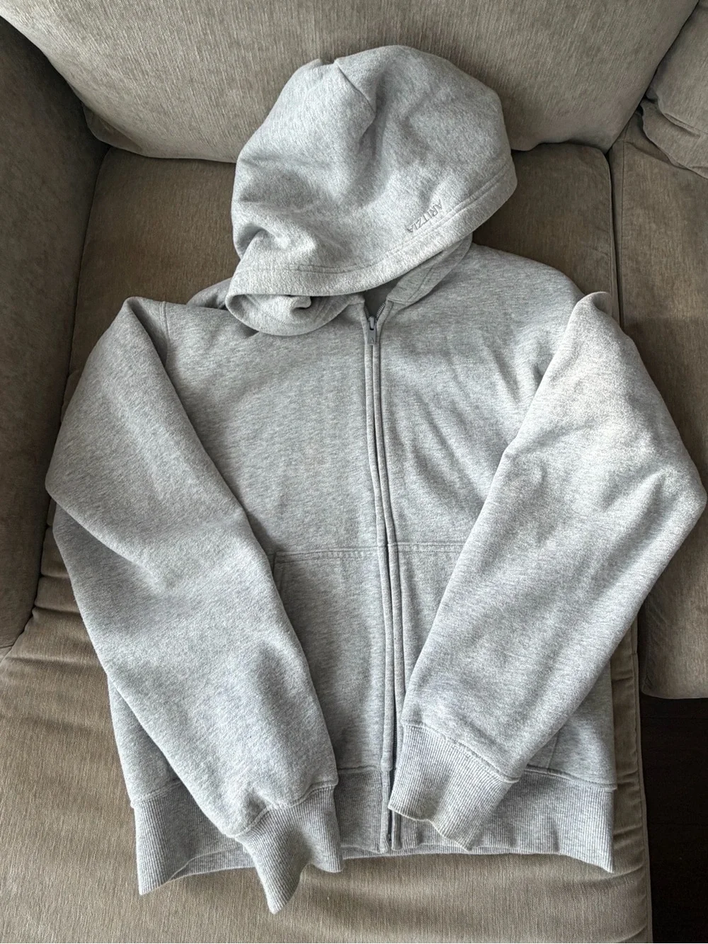 Aritzia Men's Light Gray Full-Zip Hoodie